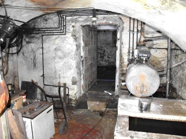 Innenansicht - Großes Grundstück mit baufälligem Wohnhaus in idyllischer, ruhiger Lage im Erzgebirge