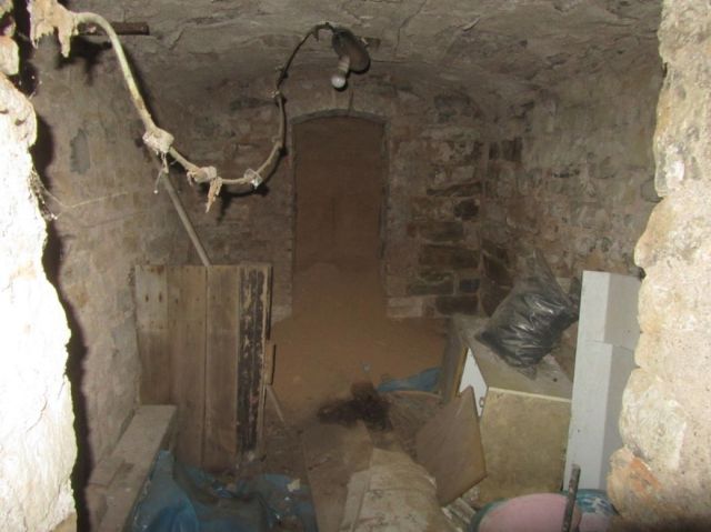 Innenansicht Nebengelass - Ruinöses Wohnhaus nordwestlich von Halle (Saale)