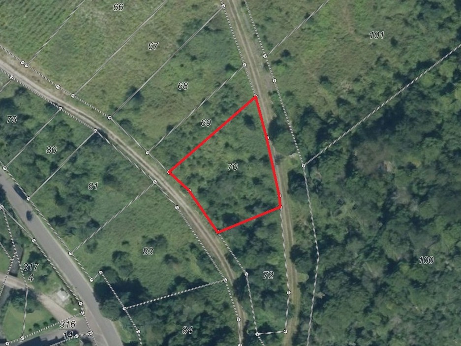 Vertragsfreie Brachfläche im Altlayer Bachtal