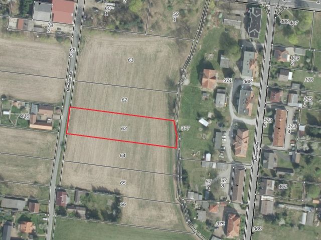 Lageskizze mit Luftbildunterlegung - Grundstück ggü. einem Wohnhaus *lt. FNP-Entwurf zukünftige Wohnbaufläche* etwa 34 km vom Cottbuser Zentrum entfernt