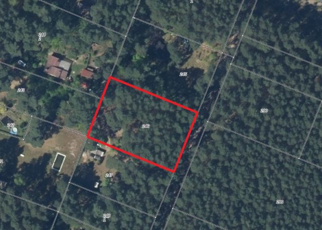 Lageskizze mit Luftbildunterlegung - Vertragsfreie Waldfläche mit ehemaliger Gartenlaube in Baruth/Mark **etwa 40 km südlich von Berlin entfernt**