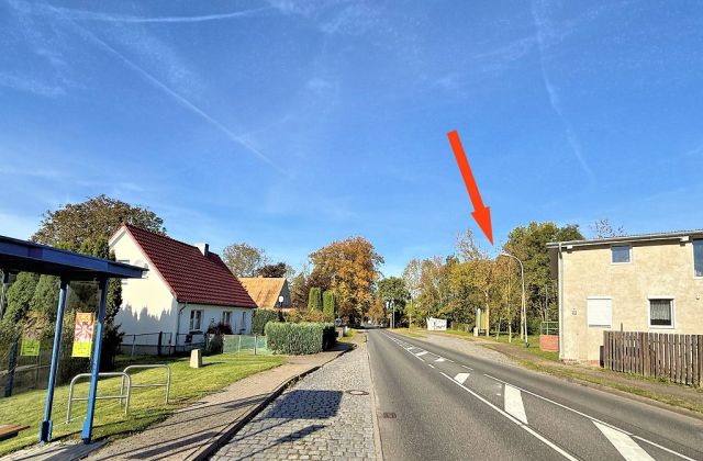 Blick auf Lage der Verkaufsfläche und die Umgebung - Bis 30.09.2026 verpachtetes Grundstück in Ortslage ca. 16 km von Greifswald entfernt * lt. FNP teilweise Mischgebietsfläche
