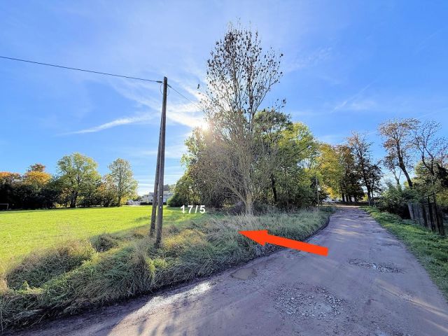 Blick auf Verkaufsfläche und Umgebung - Bis 30.09.2026 verpachtetes Grundstück in Ortslage ca. 16 km von Greifswald entfernt * lt. FNP teilweise Mischgebietsfläche