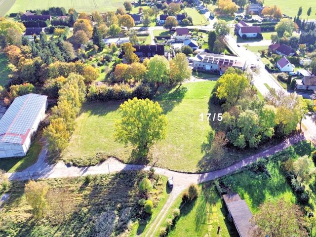 Blick auf Verkaufsfläche und Umgebung - Bis 30.09.2026 verpachtetes Grundstück in Ortslage ca. 16 km von Greifswald entfernt * lt. FNP teilweise Mischgebietsfläche