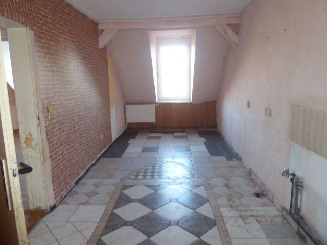 Innenansicht DG - Teilweise vermietetes Mehrfamilienhaus mit Anbauten und Nebengelass in Mansfeld ** Jahresnettomiete ca. € 10.366 **