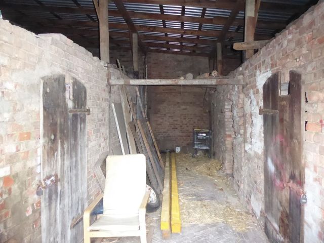 Blick auf Nebengelass Nord - Teilweise vermietetes Mehrfamilienhaus mit Anbauten und Nebengelass in Mansfeld ** Jahresnettomiete ca. € 10.366 **