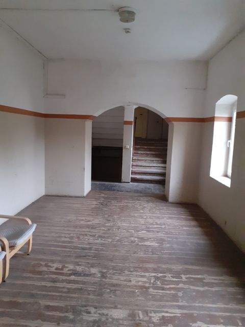 Innenansicht Zugang - Teilweise vermietetes Mehrfamilienhaus mit Anbauten und Nebengelass in Mansfeld ** Jahresnettomiete ca. € 10.366 **