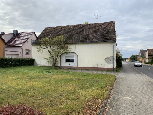 Verkaufsgegenstand - Leerstehendes ehemaliges Gasthaus mit Saal, integrierter Wohnung und separatem Wohnhaus