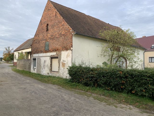 Verkaufsgegenstand - Leerstehendes ehemaliges Gasthaus mit Saal, integrierter Wohnung und separatem Wohnhaus