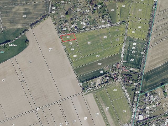 Lageskizze mit Luftbildunterlegung - Verpachtete Landwirtschaftsfläche gegenüber von Wohnhäusern *Natur pur - vor den Toren Berlins*