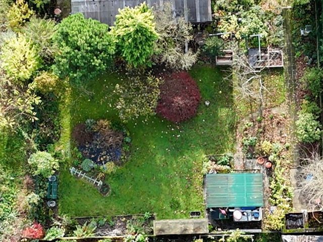 Verkaufsfläche - Vertragslos genutzter Garten hinter einem Wohnhaus in der Barbarossastadt Gelnhausen *nahe Frankfurt/Main*