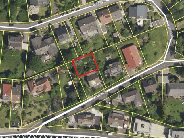 Lageskizze mit Umgebung und Luftbildunterlegung - Vertragslos genutzter Garten hinter einem Wohnhaus in der Barbarossastadt Gelnhausen *nahe Frankfurt/Main*