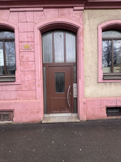 Hauseingang - Bezugsfreie Gewerbeeinheit nahe dem Stadtzentrum von Zwickau