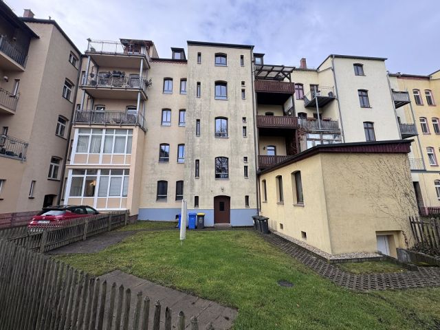 Rückansicht und Nachbarbebauung - Bezugsfreie Gewerbeeinheit nahe dem Stadtzentrum von Zwickau