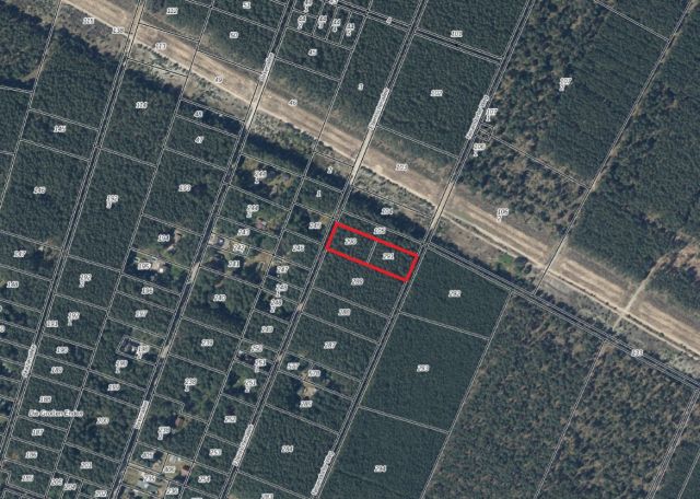Lageskizze mit Umgebung und Luftbildunterlegung - Vertragsfreie Waldfläche innerhalb der Radelandsiedlung in Baruth/Mark **etwa 40 km südlich von Berlin entfernt**