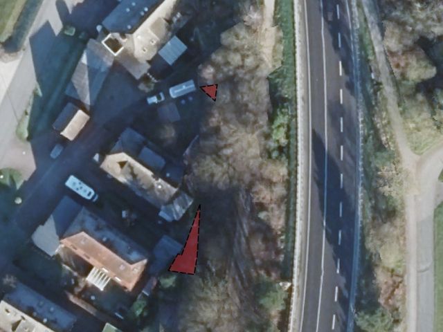 Lageskizze mit Luftbildunterlegung - 2 Splitterflächen hinter einem Wohnhaus ++nahe der Elbbrücke und ca. 6 km von der Hamburger Stadtgrenze entfernt++