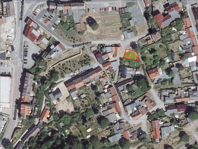 Lageskizze mit Umgebung und Luftbildunterlegung - Kleines, ehemals bebautes Grundstück **im Stadtgebiet von Hettstedt**