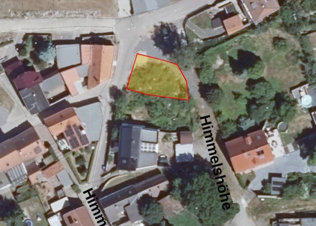 Lageskizze mit Luftbildunterlegung - Kleines, ehemals bebautes Grundstück **im Stadtgebiet von Hettstedt**