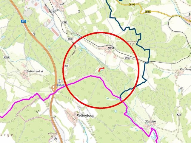 Lageskizze mit Umgebung - FS 723-5 und 723-6 - Splitterflächen (Wege-, Grün, und Waldflächen) in Streulage **teilweise nahe der Bayerischen Landesgrenze** 
