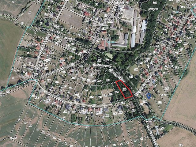 Umgebungsskizze - Vertragsfreies mit Gehölzen bewachsenes Eckgrundstück gegenüber von Wohnbebauung im Landkreis Märkisch-Oderland
