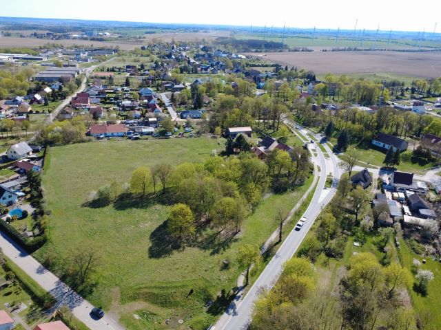 Blick auf Verkaufsfläche und Umgebung - Vertragsfreies Grundstück etwa 10 km von der Stadtgrenze Frankfurt (Oder) entfernt **teilweise Lage im Innenbereich**