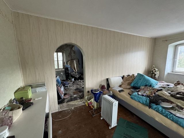 Innenansicht OG - Leerstehendes Wohnhaus in Zentrumslage von Arzberg