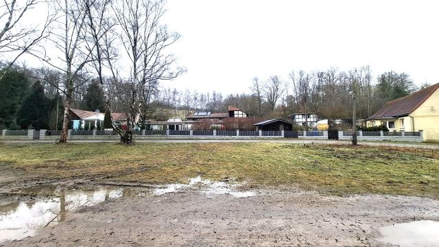 Blick Richtung Verkaufsgegenstand und auf die Umgebung - Verpachtetes Erholungsgrundstück in Thüringen ca. 25 km nördlich von Weimar