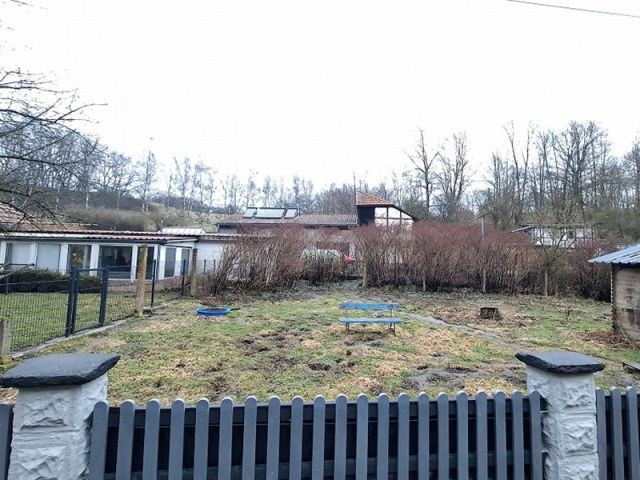 Blick auf Verkaufsgegenstand und Umgebung - Verpachtetes Erholungsgrundstück in Thüringen ca. 25 km nördlich von Weimar