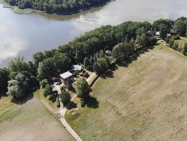 Blick auf Verkaufsfläche und Umgebung - Vertragsfreie Erholungsfläche in unmittelbarer Ufernähe zum Settiner See **ca. 24 km von Schwerin entfernt**