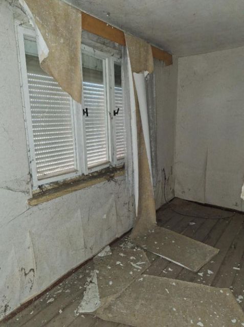 Innenansicht EG - Leerstehendes, stark sanierungsbedürftiges Einfamilienhaus im Dreiländereck von Sachsen, Brandenburg und Sachsen-Anhalt 
