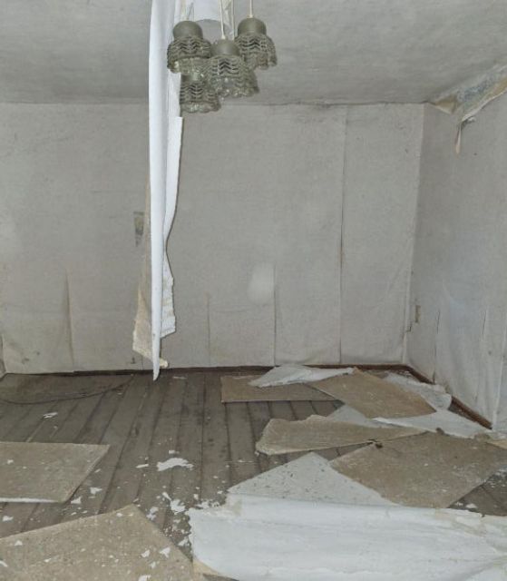 Innenansicht EG - Leerstehendes, stark sanierungsbedürftiges Einfamilienhaus im Dreiländereck von Sachsen, Brandenburg und Sachsen-Anhalt 