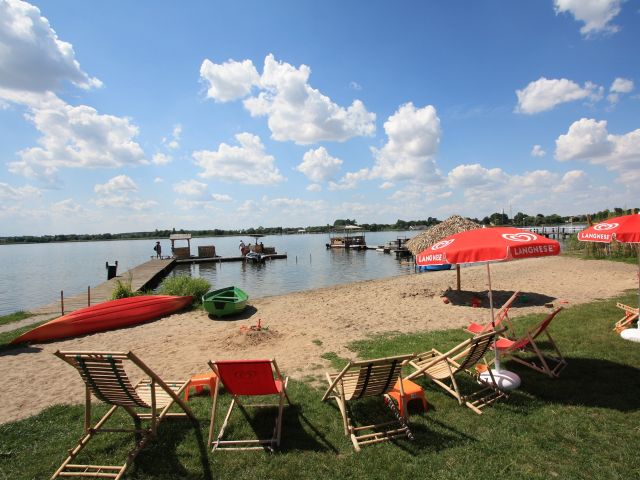 Umgebung - Strand am Unteruckersee - Grundstück mit leerstehender Garage & vertragslos genutztem Garten nebst Bungalow *in der Uckermärkischen Seenlandschaft*