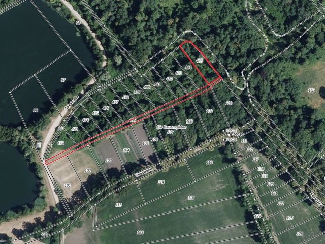 Lageskizze mit Luftbildunterlegung - Flurstück 485 und Wegeflurstück - Vertragsfreie Waldfläche nahe dem Baggersee & dem Schloss Gusow