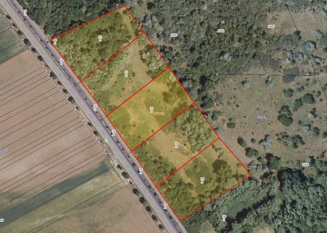 Lageskizze mit Luftbildunterlegung - Flurstücke 71/2, 72/2, 73/2, 74/2 und 75/2 - Vertragslos genutzte Landwirtschaftsfläche (etwa 4.980 m²) & ca. 2,3 Hektar vertragsfreies Grundstück nördlich von Halle (Saale)