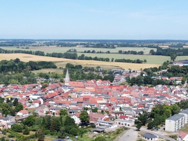 Umgebung - Teilweise genutzte Gartenfläche sowie räumlich getrennt liegendes Grundstück ++ unweit des Kummerower Sees ++