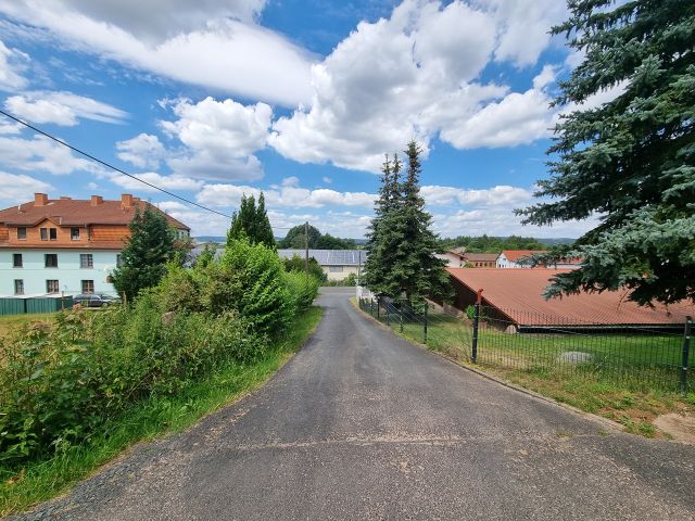 Zuwegung von der Berkaer Straße - Unbebautes Grundstück mit wunderschöner Sicht auf das Werratal ++ lt. Flächennutzungsplan Gemischte Baufläche ++
