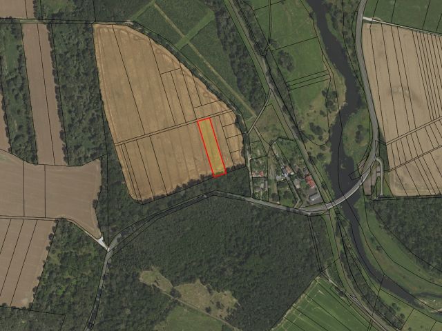 Lageskizze mit Umgebung und Luftbildunterlegung - Verpachtete Landwirtschaftsfläche mit einer Grundstücksgröße von 4.885 m², lt. Grundbuchangabe ++vor den Toren Magdeburgs++