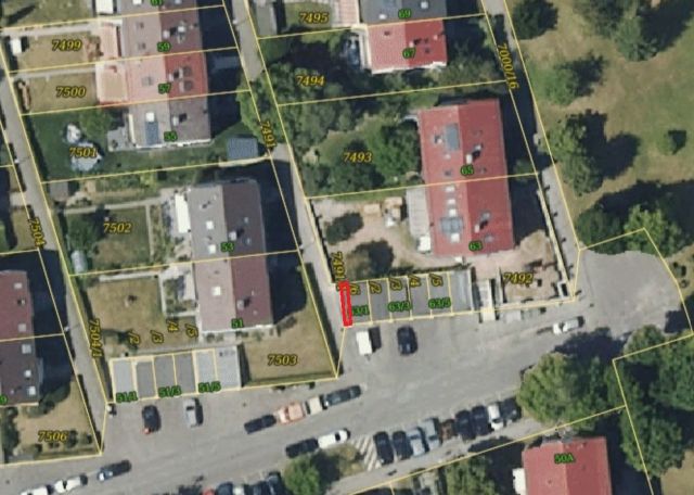 Lageskizze mit Luftbildunterlegung - Grundstück bebaut mit einer Mülltonnenanlage zentral im Wohngebiet von Stuttgart- Fasanenhof´