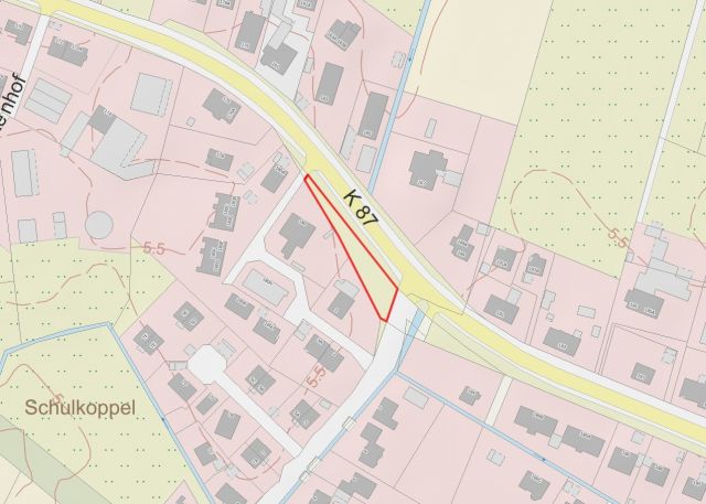 Umgebungsskizze - Straßenbegleitende Gehölzfläche neben Wohngrundstücken ca. 40 km südöstlich von der Hamburger Innenstadt entfernt
