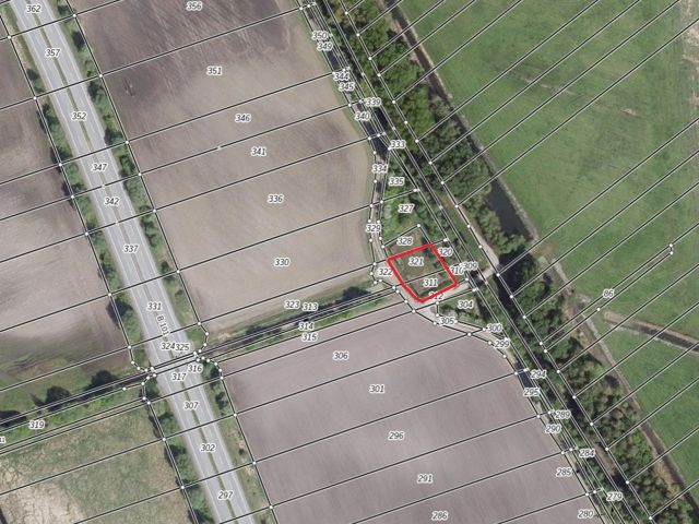 Lageskizze mit Luftbildunterlegung - Vertragsfreies Grundstück - Teil eines teichähnlichen Gewässers **etwa 30 km von Berlin entfernt**
