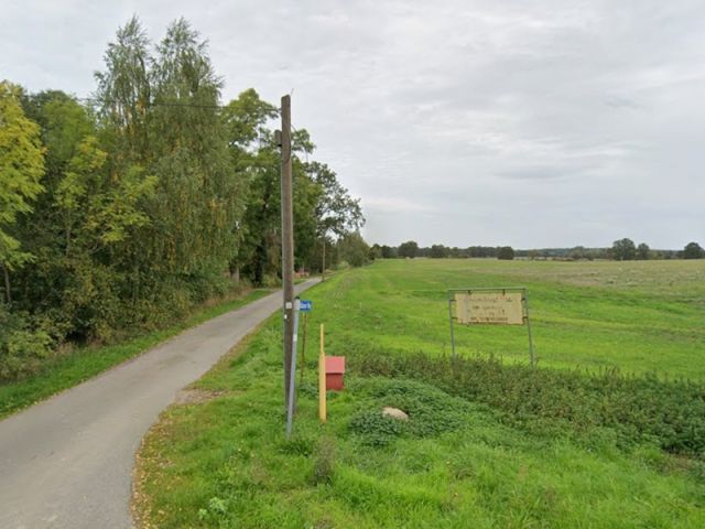 Blick in den Abbauer Weg und Richtung Flurstücke 77, 223 und 222 - Landwirtschaftliche Splitterflächen mit insgesamt über 4.900 m² in der Prignitz