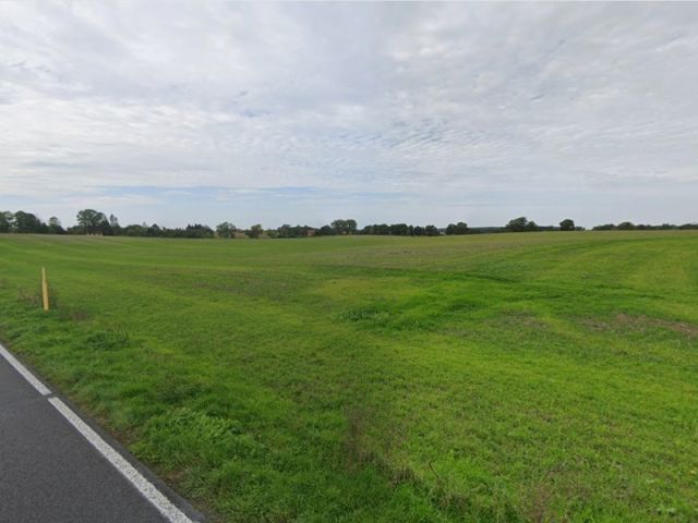 Blick auf Flurstück 77 und Umgebung sowie Richtung Flurstücke 223 und 222 - Landwirtschaftliche Splitterflächen mit insgesamt über 4.900 m² in der Prignitz