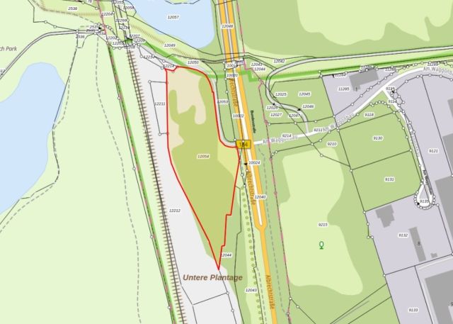 Unbebaute Gehölzfläche an der Wallwitzburg