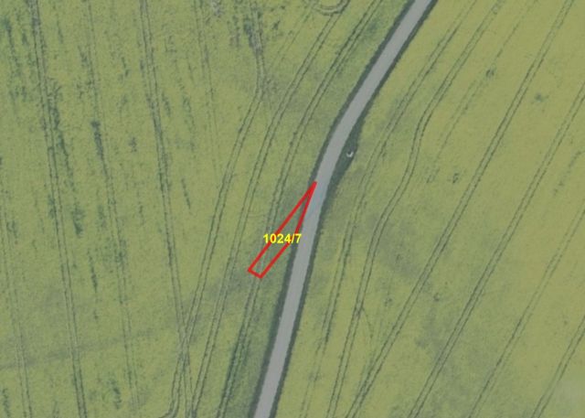 Lageskizze mit Luftbildunterlegung Flurstück 1024/7 - Zwei vertragslos genutzte Landwirtschaftsflächen