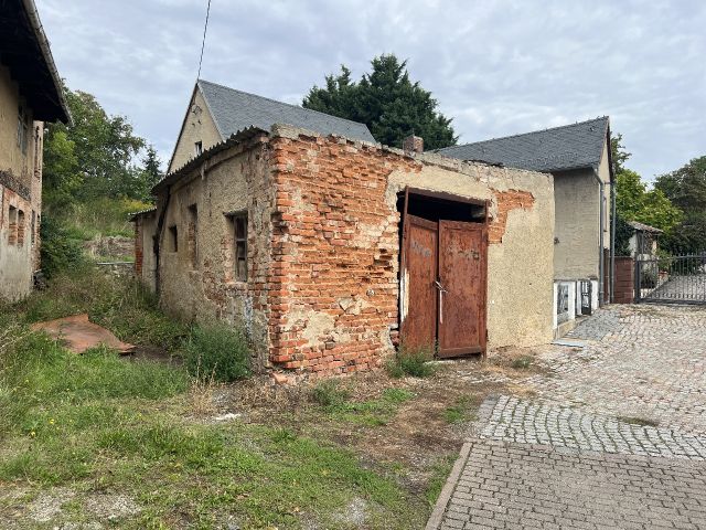 Ehemalige Garage - Ruinöses Wohnhaus mit ehemaliger Garage nahe der B180 & unweit der Landesgrenze zu Thüringen