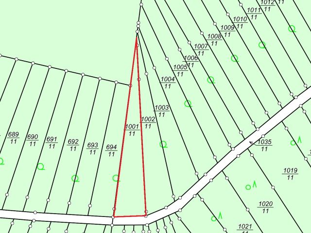 Lageskizze - Vertragsfreie Waldfläche (ehemaliger Weinberg) **im Moseltal & nahe des ´Neefer Baches´**