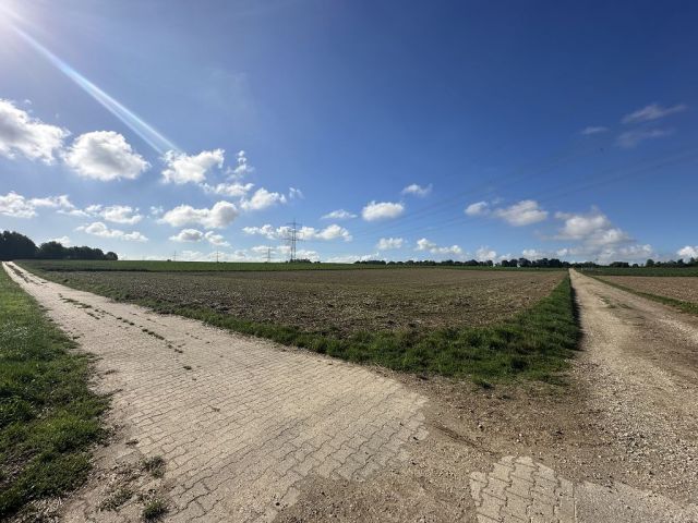 Blick auf Verkaufsfläche und Umgebung - Ackerfläche gegenüber einer Wohnsiedlung in Koslar ca. 50 km westlich von Köln