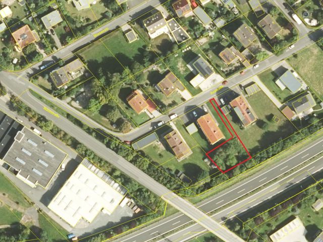 Lageskizze mit Luftbildunterlegung - Grundstück neben Mehrfamilienhäusern im Innenbereich *Lage in Oberfranken mit Top Verkehrsanbindung*