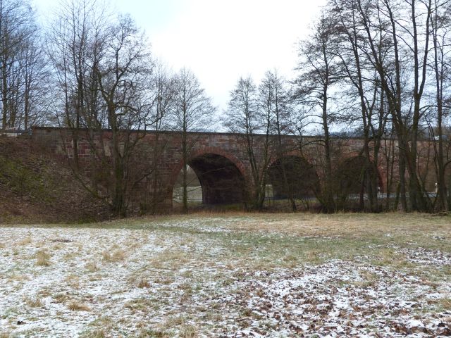 Blick auf das Flurstück 2202/4 und Umgebung - Vertragsfreie Grundstücke  **etwa 25 km vom Dreiländereck Rhön - Bayern-Hessen-Thüringen - entfernt**