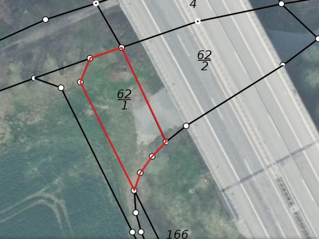 Lageskizze mit Luftbildunterlegung - Vertragsfreies Grundstück westlich, unterhalb der A73